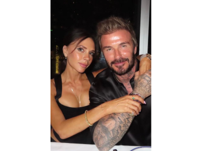 Виктория Бекъм възражда тенденцията за корсет, която носеше през 2000-те години