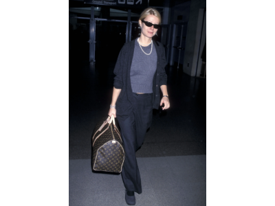 Обувки от 90-те години, които се завръщат през пролетта на 2025 г. и демонстрират вечната прохлада на минимализма