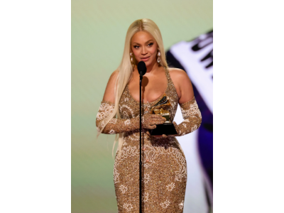 Родео за висша мода: Бионсе представя версията на Schiaparelli за уестърн стил на наградите „Грами“ за 2025 г.