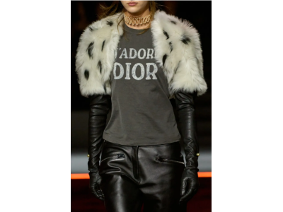 Тази забравена тенденция при якетата се завръща в 2025 г.