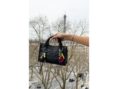 Очарователна чанта: този моден детайл е всичко, от което се нуждаете, за да направите визията си по-авангардна