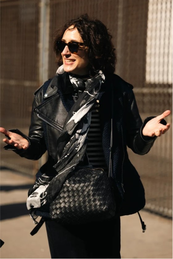 Аксесоари и стилове в уличен стил на Fashion Week NY 5