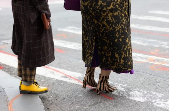 Аксесоари и стилове в уличен стил на Fashion Week NY 17